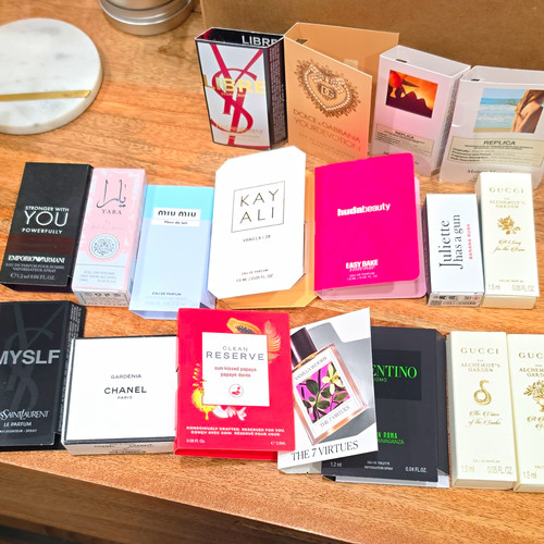 Makeup fragrance sample lot - &,