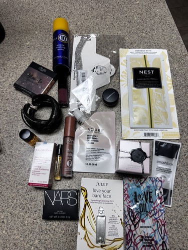 Mini sample full size - sample/full, makeup